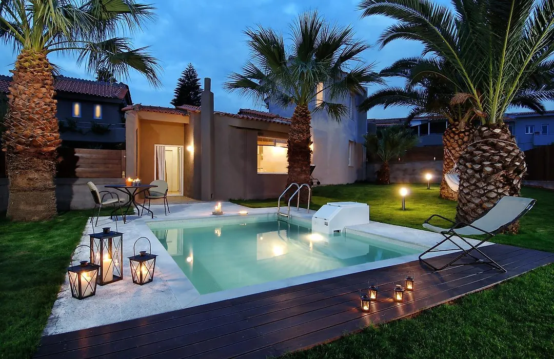 Paradise Island Villas-1